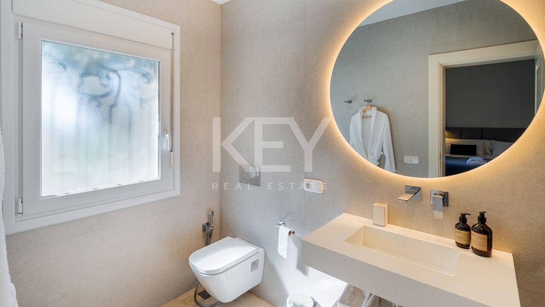Comfortable villa for short-term rent in Nagüeles, Marbella Golden Mile