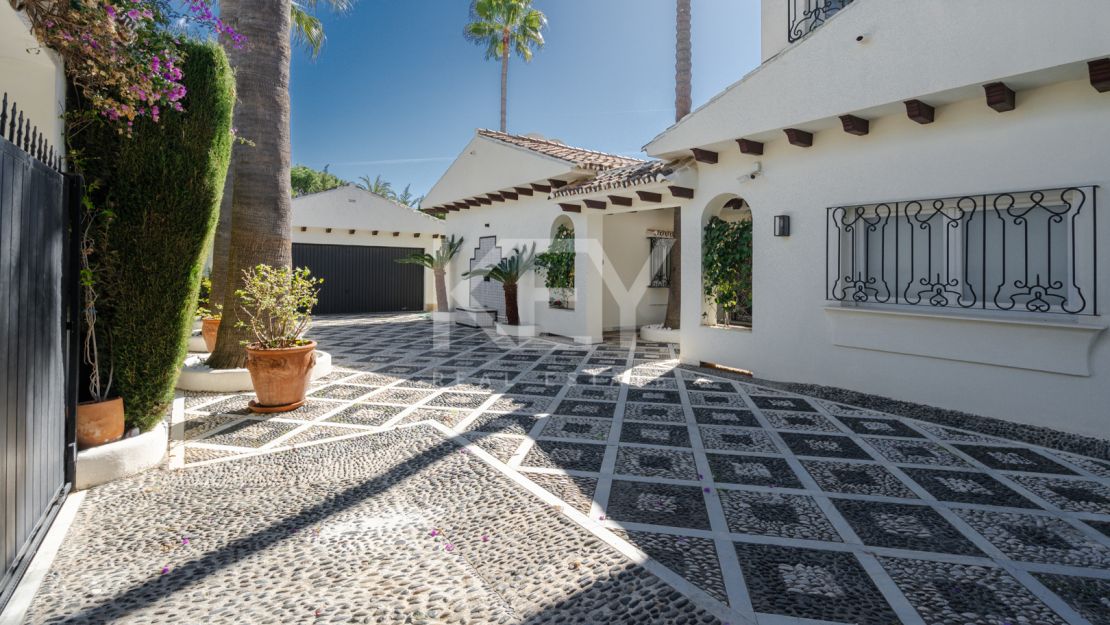 Comfortable villa for short-term rent in Nagüeles, Marbella Golden Mile