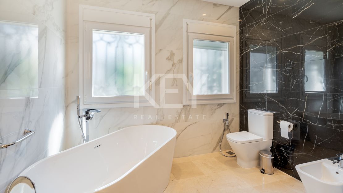 Comfortable villa for short-term rent in Nagüeles, Marbella Golden Mile