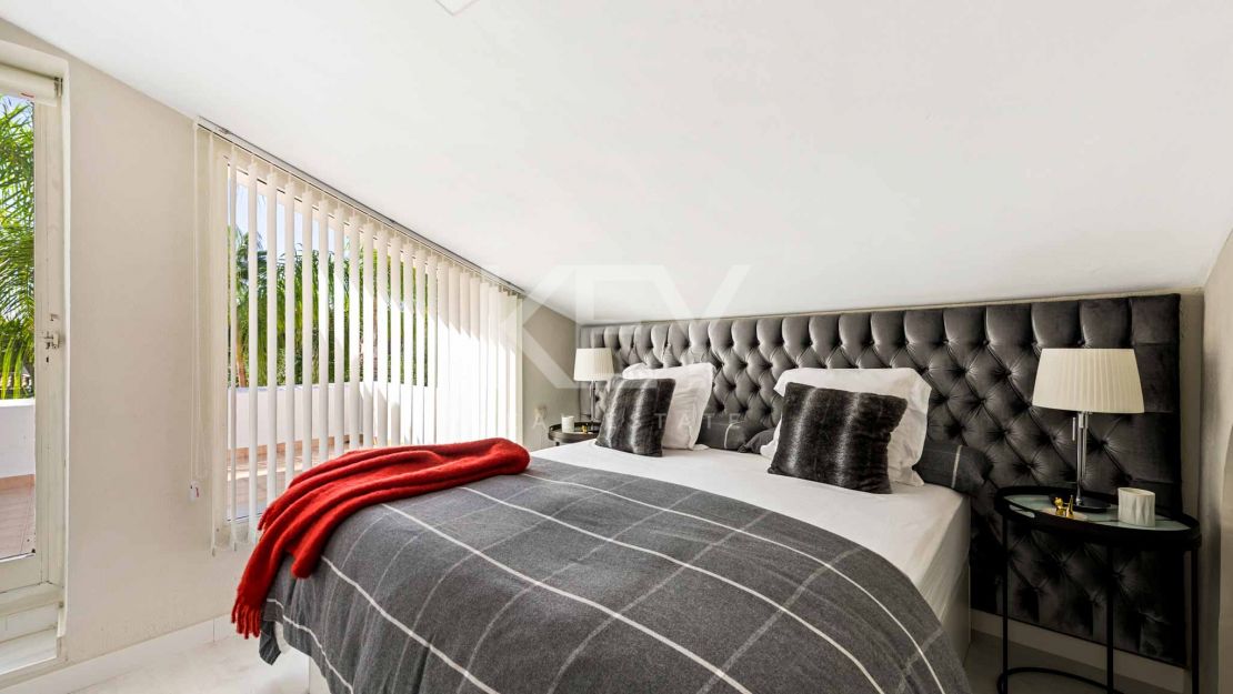 Perfect beachside villa for rent in Los Monteros, Marbella