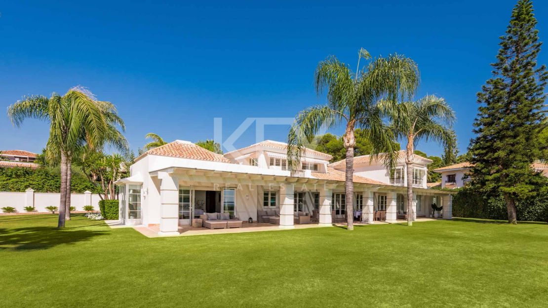 Perfect beachside villa for rent in Los Monteros, Marbella