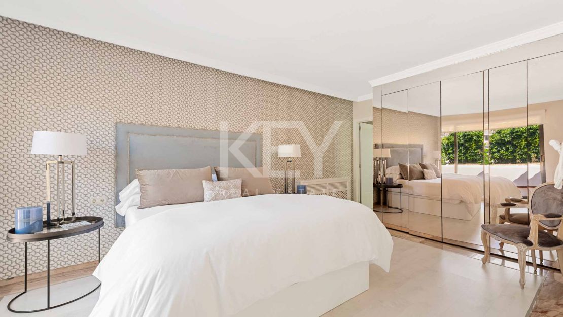 Perfect beachside villa for rent in Los Monteros, Marbella