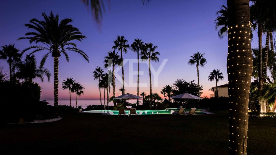 Perfect beachside villa for rent in Los Monteros, Marbella