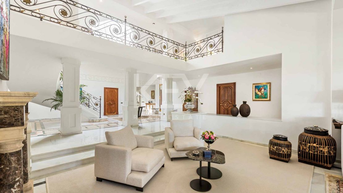 Perfect beachside villa for rent in Los Monteros, Marbella