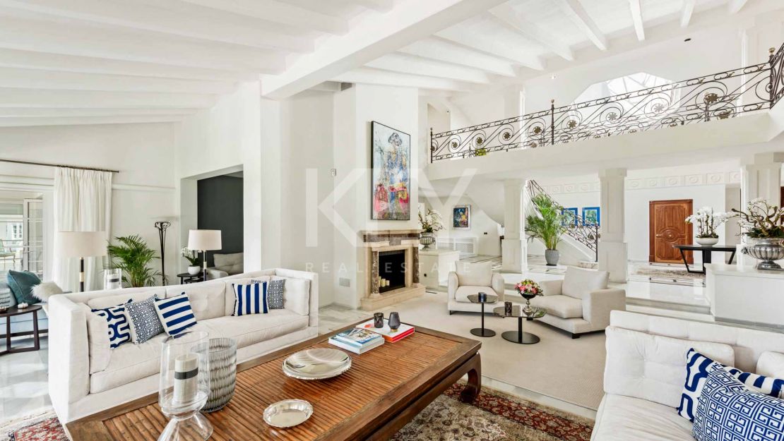Perfect beachside villa for rent in Los Monteros, Marbella