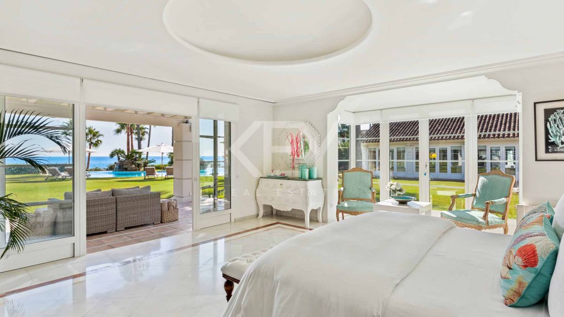 Perfect beachside villa for rent in Los Monteros, Marbella