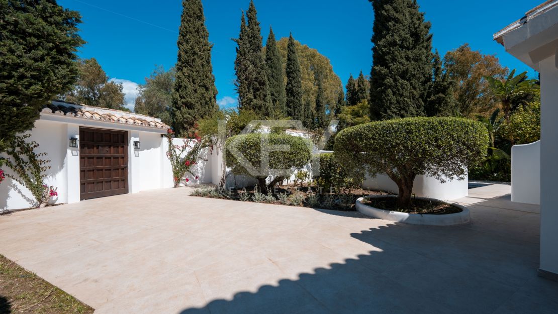 Newly renovated villa for sale in Benahavis