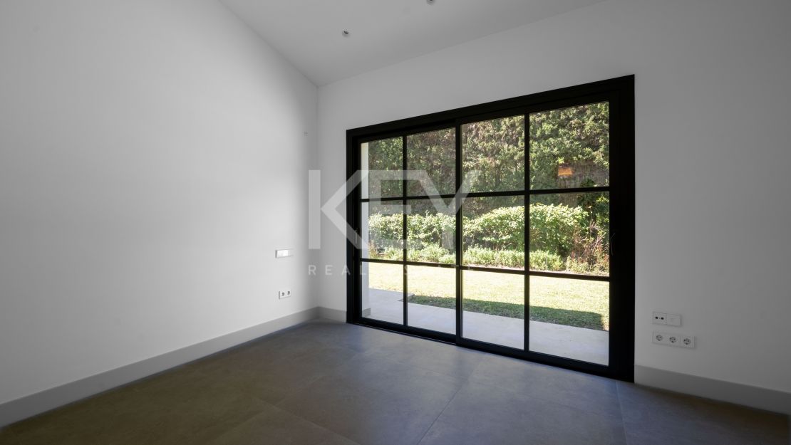 Newly renovated villa for sale in Benahavis