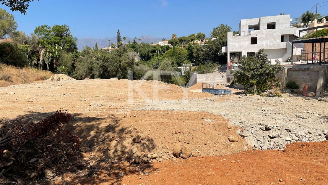 Oportunidad única de parcela en una comunidad cerrada de Marbella, en El Rosario