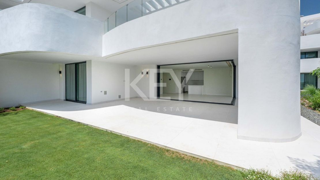 Moderno apartamento de 3 dormitorios con instalaciones premium en Marbella
