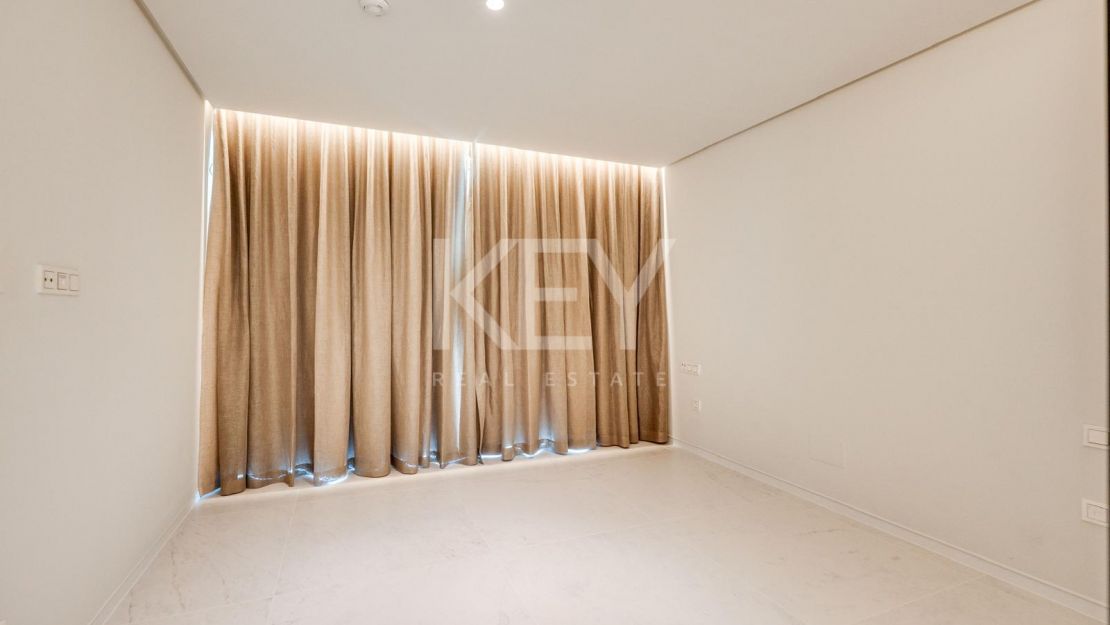Moderno apartamento de 3 dormitorios con instalaciones premium en Marbella