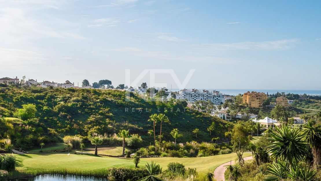 Villa contemporánea de nueva construcción con vistas al mar en La Resina Golf, Estepona