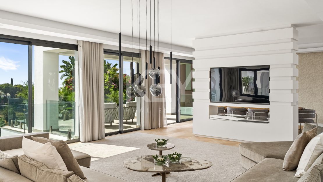 Elegante villa con vistas al mar y a la montaña en Los Flamingos, Benahavís