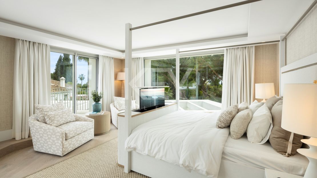 Nueva villa con pista de tenis en Rocío de Nagüeles, Marbella Milla de Oro