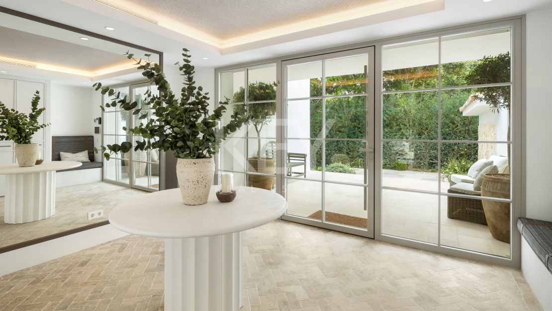 Nueva villa con pista de tenis en Rocío de Nagüeles, Marbella Milla de Oro