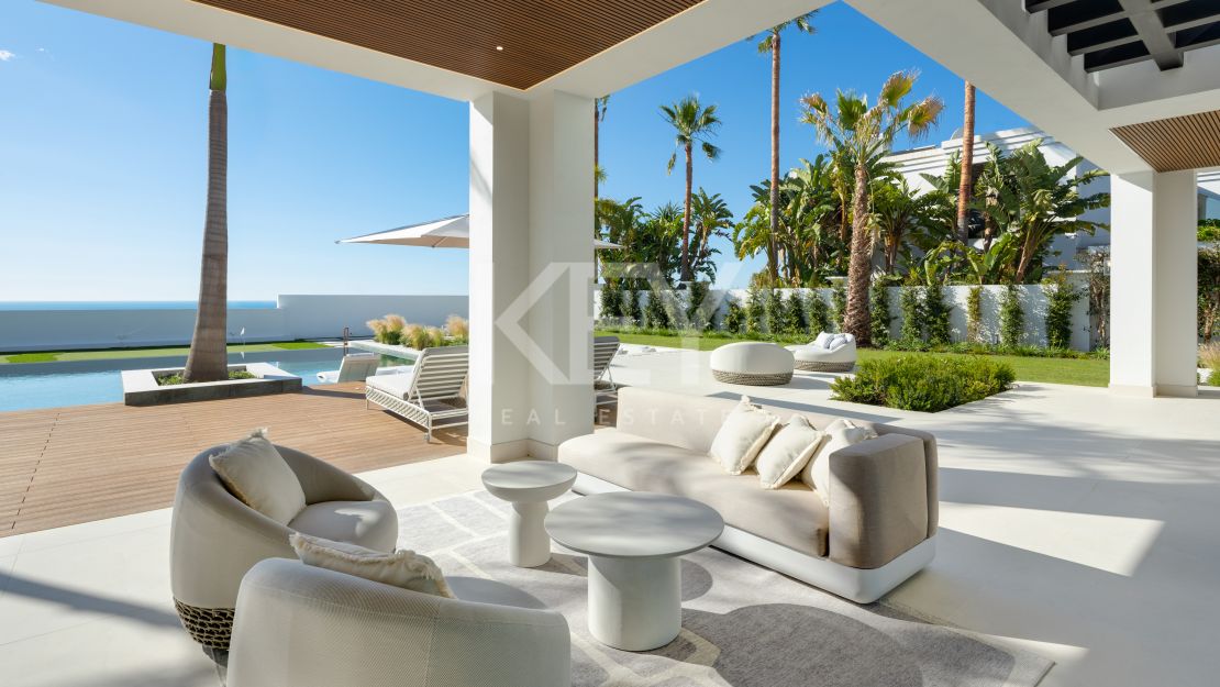 Vistas panorámicas y diseño refinado: Villa en Monte Halcones, Benahavís