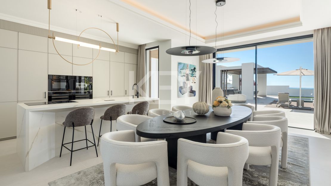 Vistas panorámicas y diseño refinado: Villa en Monte Halcones, Benahavís