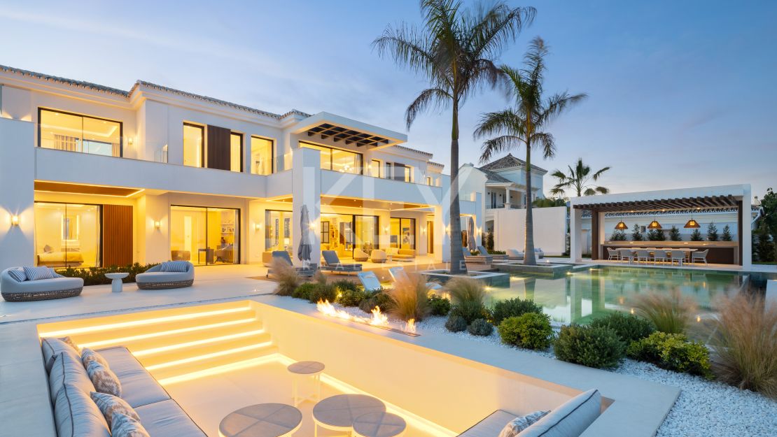 Vistas panorámicas y diseño refinado: Villa en Monte Halcones, Benahavís