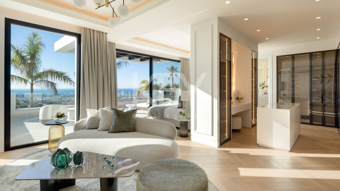 Vistas panorámicas y diseño refinado: Villa en Monte Halcones, Benahavís