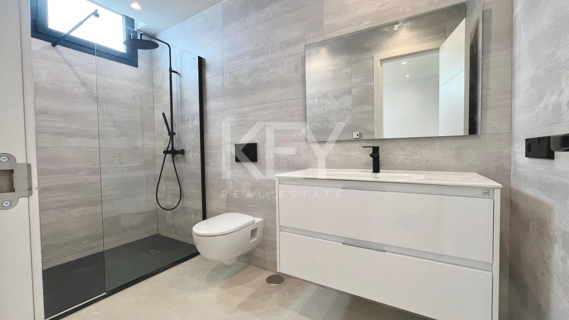 Contemporary beachside villa with sea views and smart design in Elviria, Marbella East