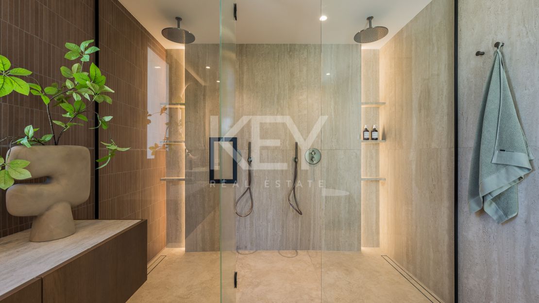 Villa de elegancia andaluza moderna con retiro privado de bienestar en El Rosario, Marbella Este