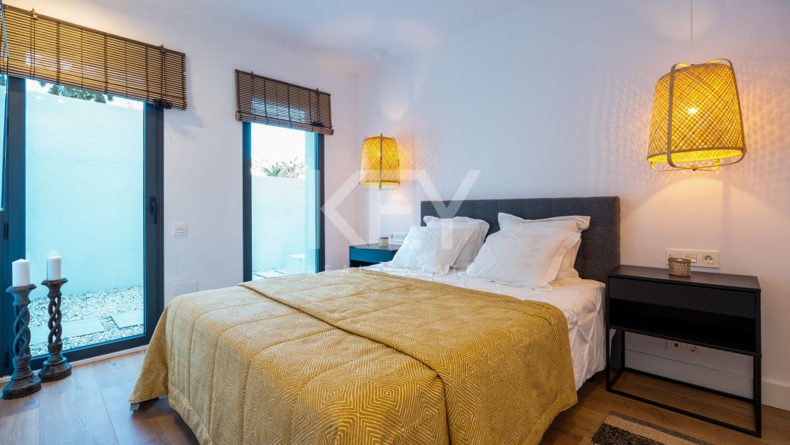 Villa contemporánea de 3 dormitorios con gimnasio en la azotea en una ubicación privilegiada en Nueva Andalucía