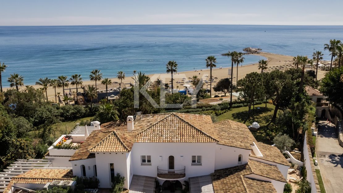 Villa de lujo frente a la playa en Los Verdiales, Marbella Golden Mile