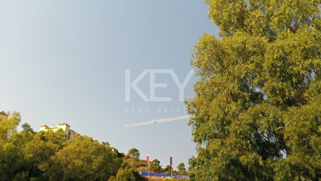 Brand new frontline golf Villa with panoramic views in La Quinta Golf, Benahavís