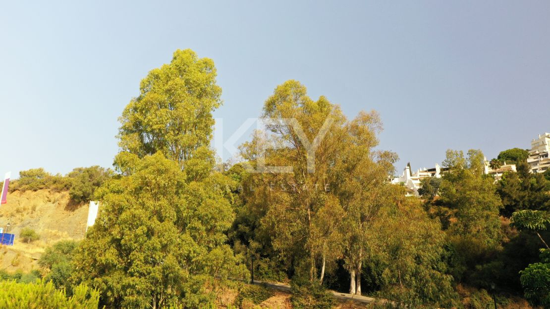Brand new frontline golf Villa with panoramic views in La Quinta Golf, Benahavís