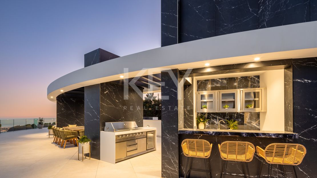 Iconic ultra-luxury Villa with panoramic sea views in La Zagaleta, Benahavís