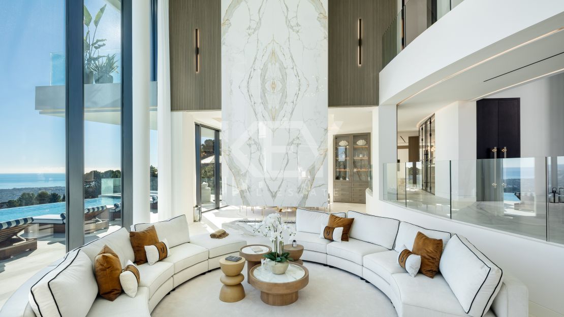 Iconic ultra-luxury Villa with panoramic sea views in La Zagaleta, Benahavís