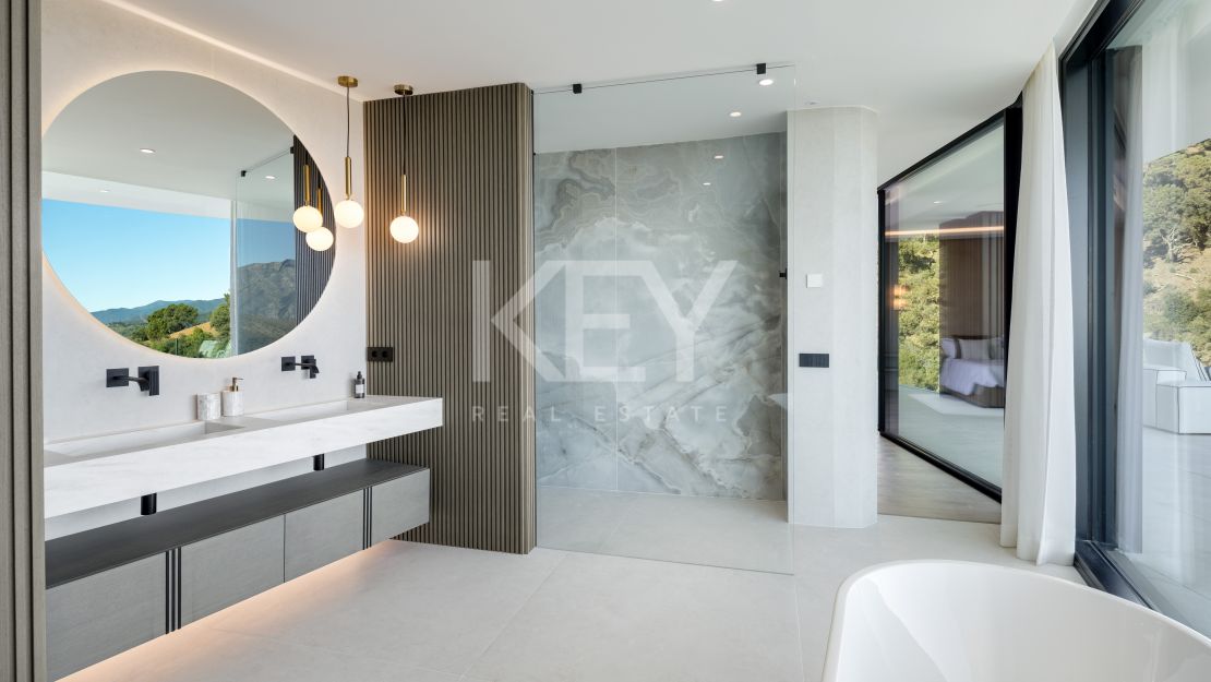 Iconic ultra-luxury Villa with panoramic sea views in La Zagaleta, Benahavís