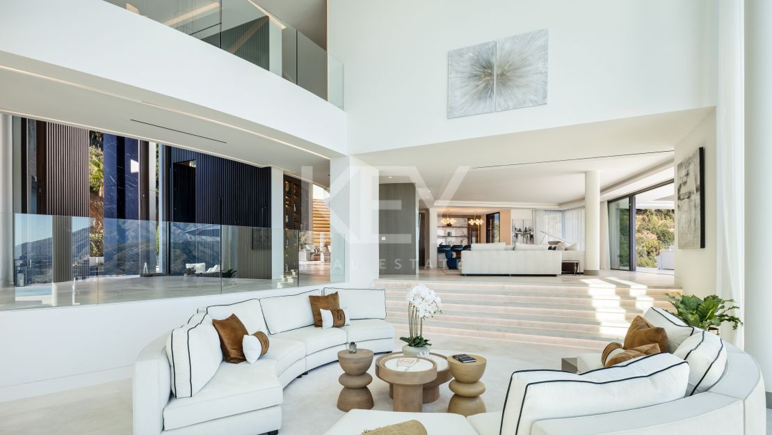 Iconic ultra-luxury Villa with panoramic sea views in La Zagaleta, Benahavís