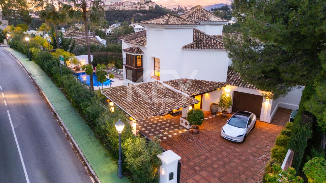 Charming Mediterranean-style Villa in La Quinta, Benahavís