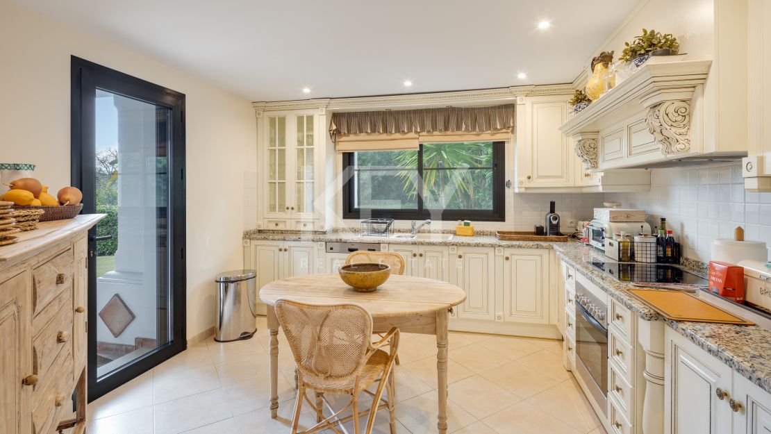 Charming Mediterranean-style Villa in La Quinta, Benahavís