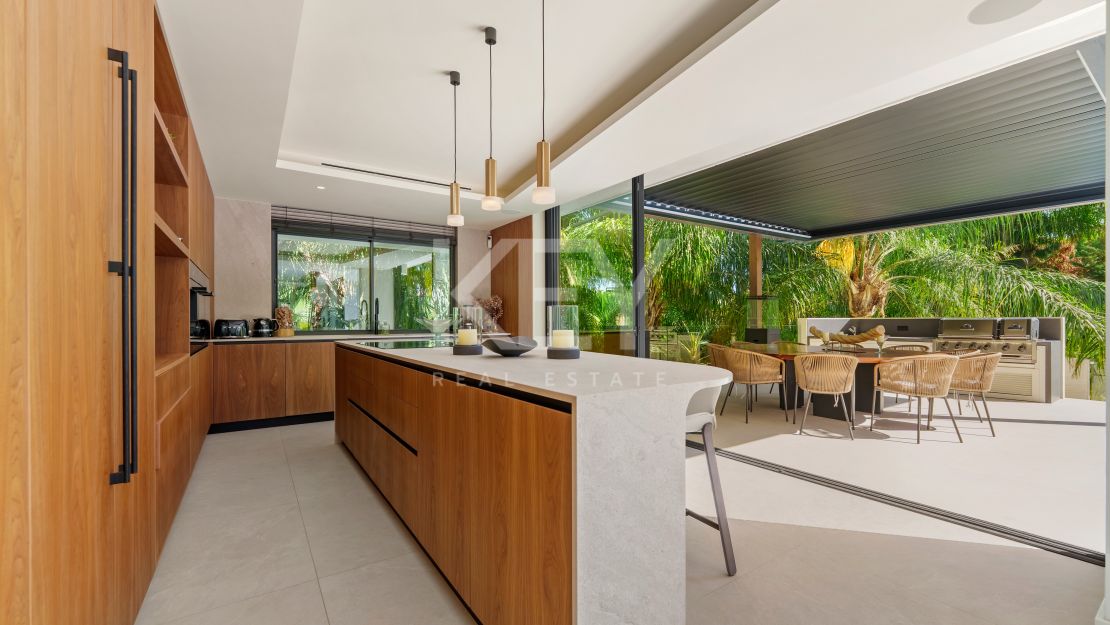 Newly renovated luxury Villa in Hacienda Las Chapas, Marbella East