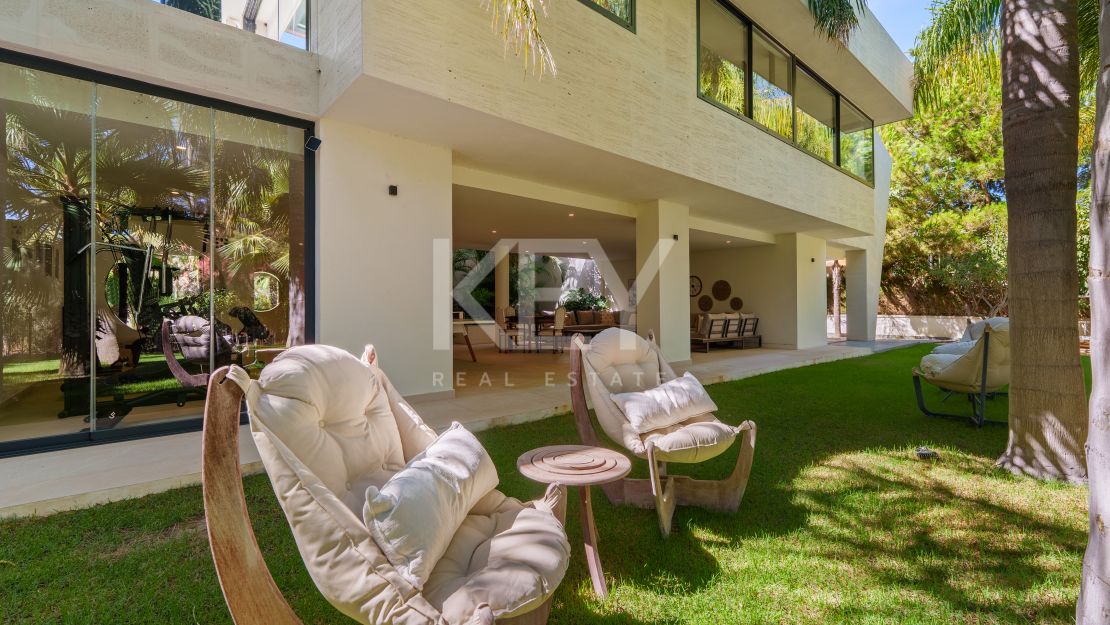 Newly renovated luxury Villa in Hacienda Las Chapas, Marbella East