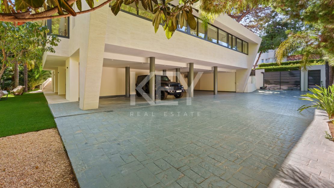 Newly renovated luxury Villa in Hacienda Las Chapas, Marbella East