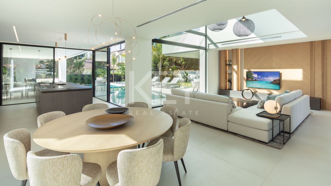 Contemporary Villa – a private retreat with luxury amenities in Las Brisas, Nueva Andalucía