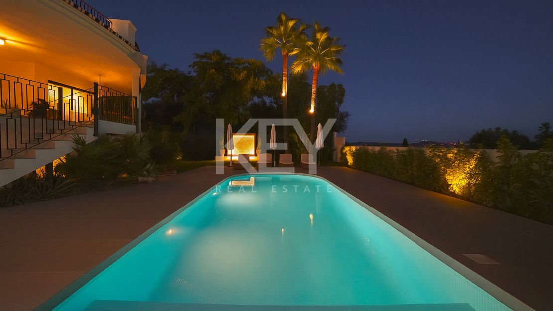 Modern villa with panoramic views in La Quinta, Benahavís
