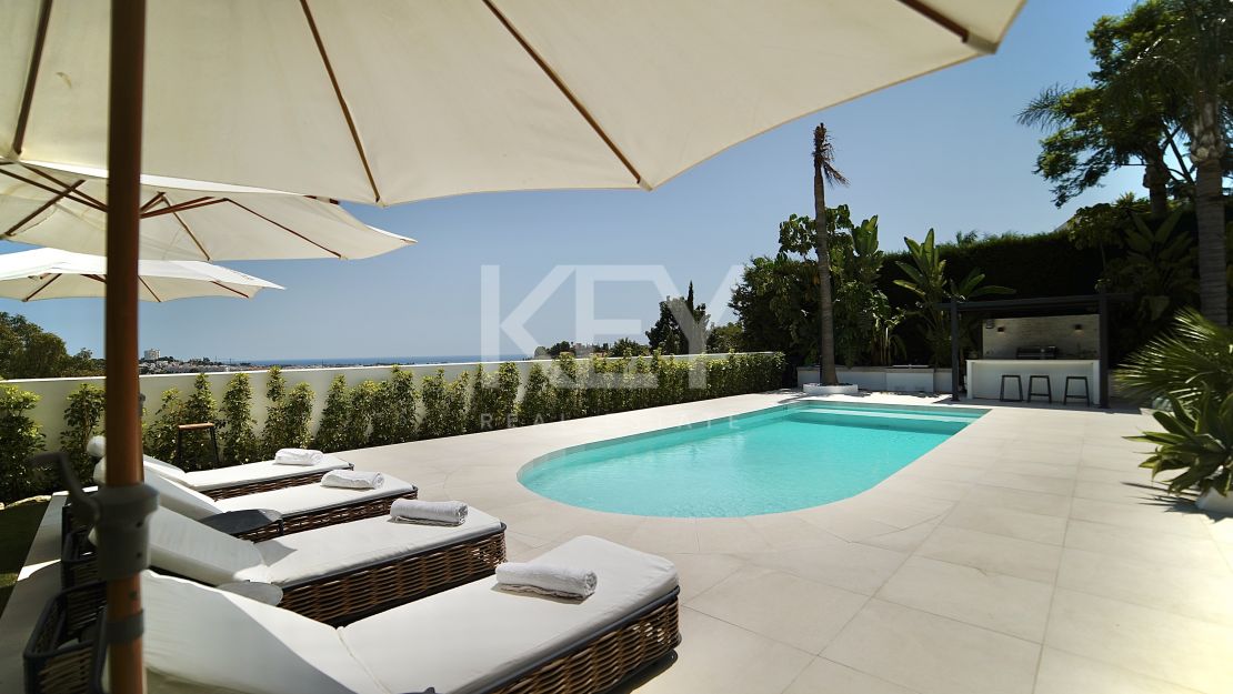 Modern villa with panoramic views in La Quinta, Benahavís