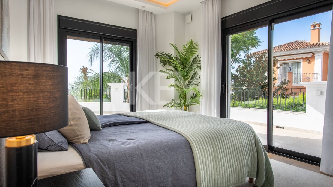 Modern villa with panoramic views in La Quinta, Benahavís