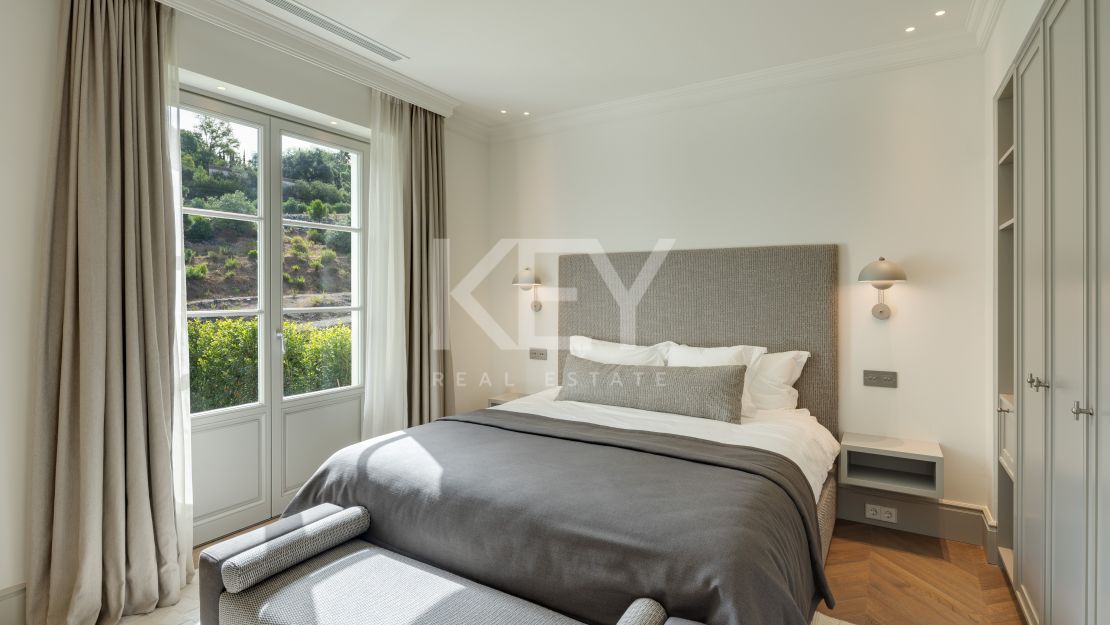 Contemporary villa with panoramic views in La Zagaleta