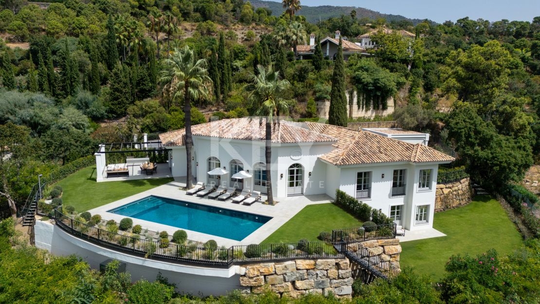 Contemporary villa with panoramic views in La Zagaleta