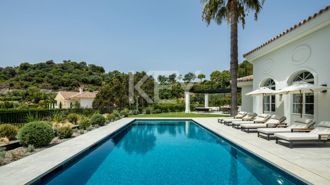 Contemporary villa with panoramic views in La Zagaleta