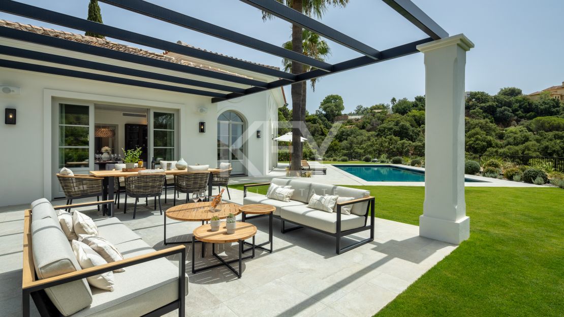 Contemporary villa with panoramic views in La Zagaleta