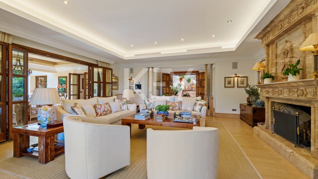 Elegant Andalusian Villa in Las Lomas del Marbella Club