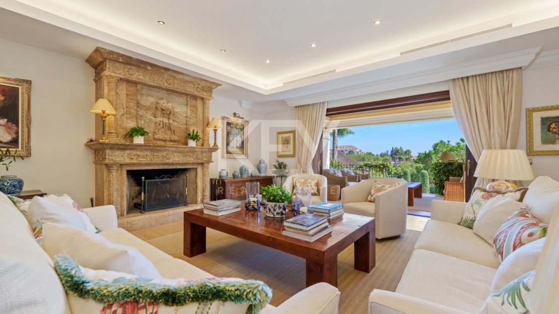 Elegant Andalusian Villa in Las Lomas del Marbella Club