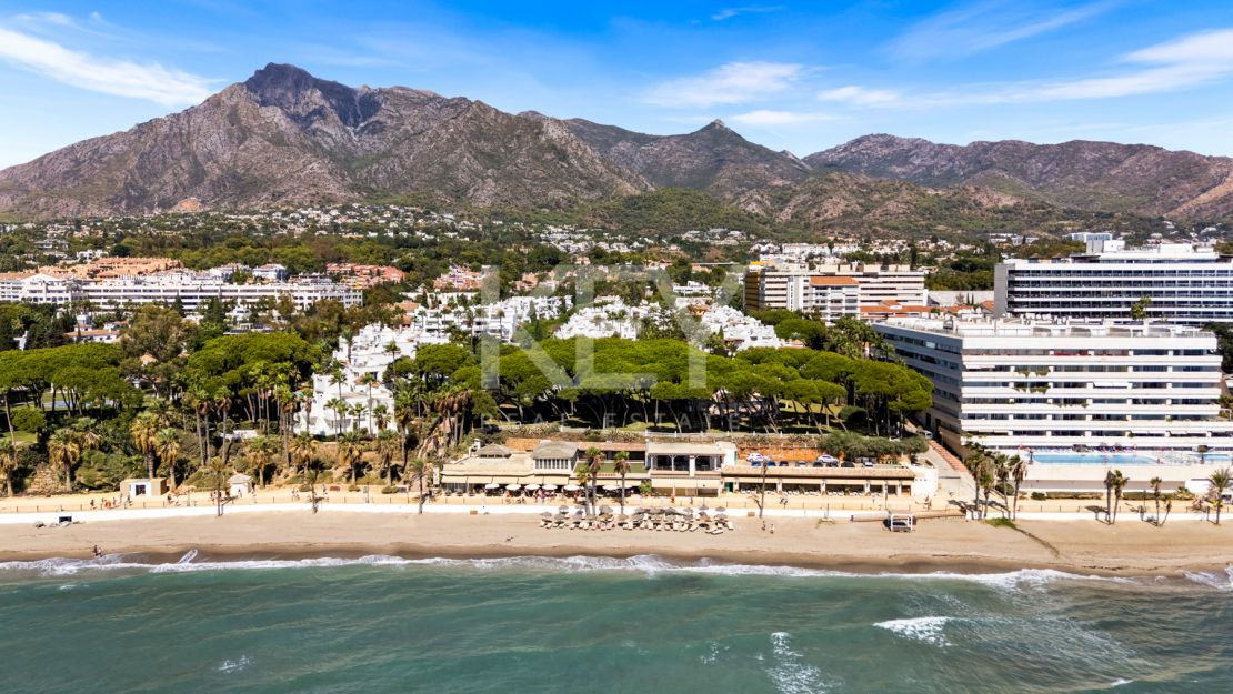 Elegante apartamento de 2 dormitorios con vistas al mar en Alhambra del Mar – Milla de Oro, Marbella