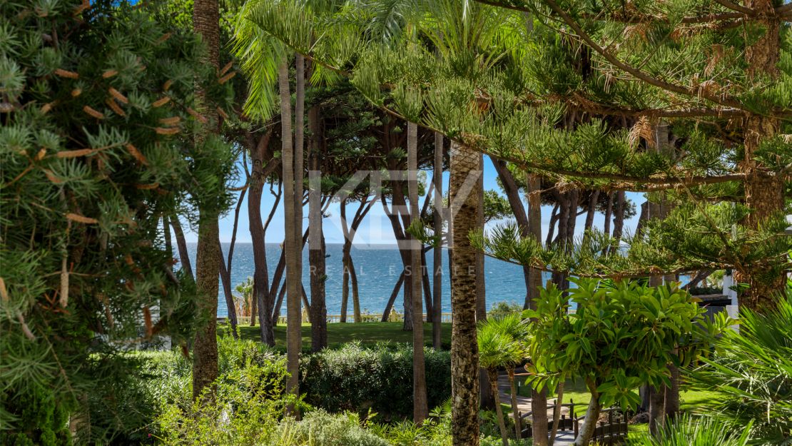 Elegante apartamento de 2 dormitorios con vistas al mar en Alhambra del Mar – Milla de Oro, Marbella